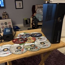 Microsoft Xbox 360 S 110GB Console Bundle With Games - Working