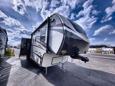 2018 CrossRoads Cruiser 3351BH