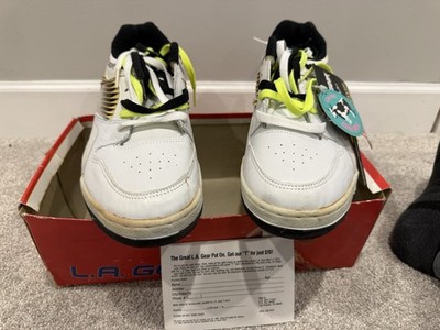 L.A. Gear Men s Low Top Lace-Up Athletic Sneakers White/Black/Lime 4212