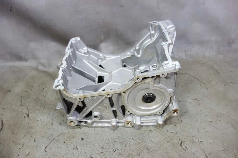 2014-2017 BMW i01 i3 Rex Range Extender Gas Engine Lower Engine Block Crankcase - Image 3 of 4
