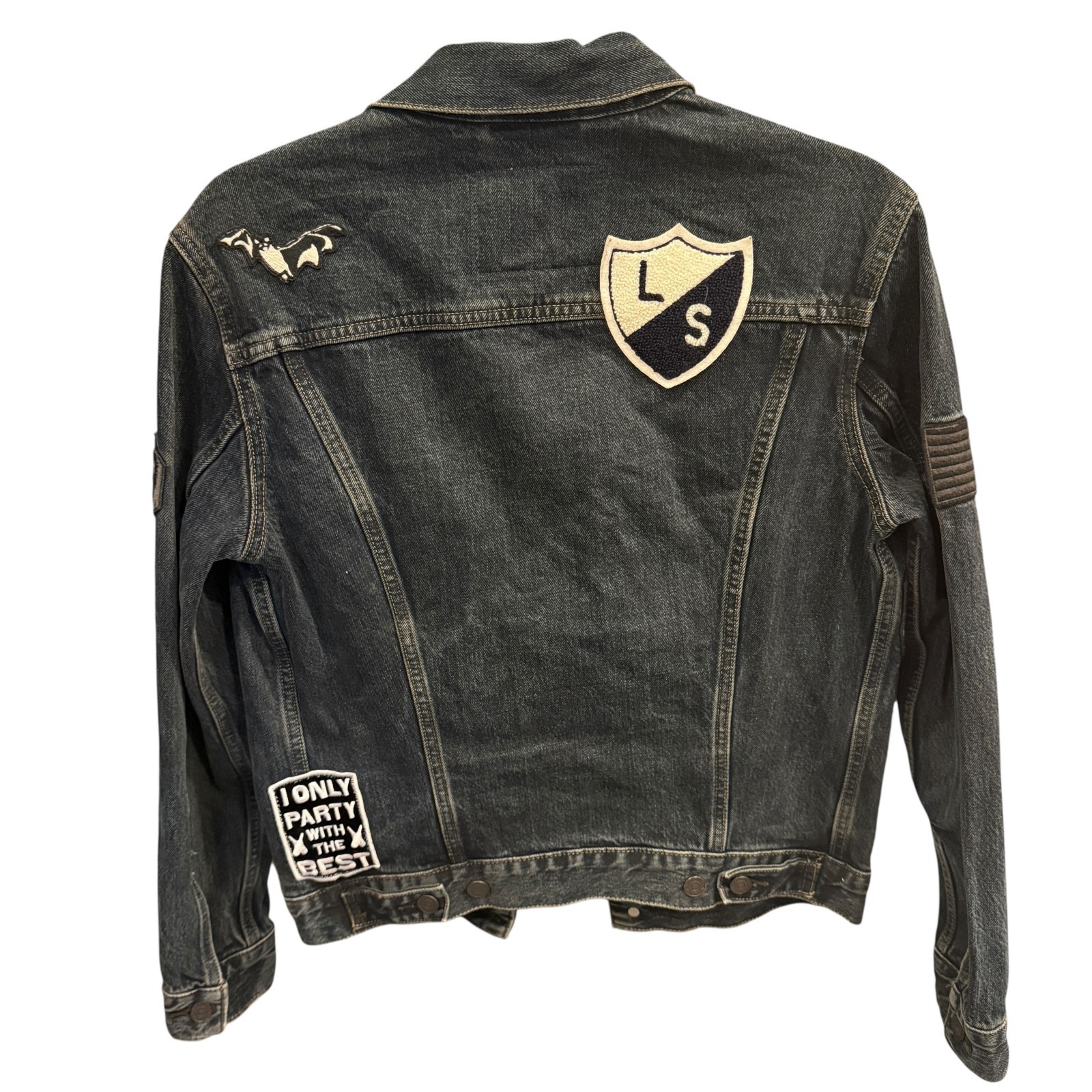 Levi's Limited Edition SOLD OUT Men's Dark Denim Patch Trucker Jacket Size S image 4