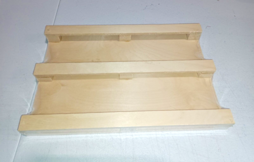 Bisetti BT-26122 Medium Pallet Wood Cutting Board/Tray, 11.8 x 7.9 x 1.1", Brown - Picture 3 of 3