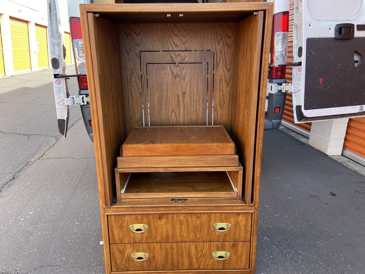 Vintage Drexel Heritage Passage 2 Door Drawer Lited TV Cabinet