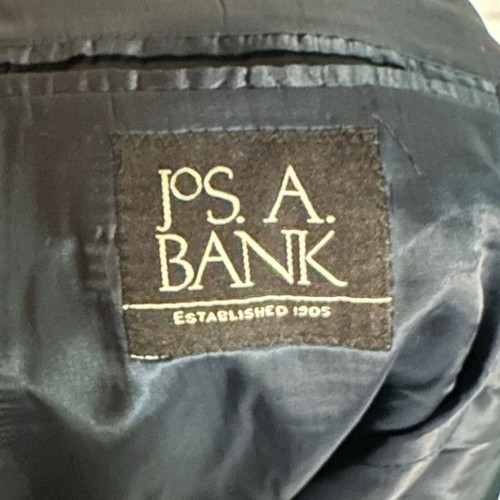 Jos A Bank Men’s Navy Blue Wool Blazer, Size 48R, Pre-owned - Picture 3 of 4