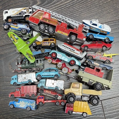 Vintage Joblot  MATCHBOX /LESNEY/DINKY/CORGI/MAJORETTE ETC Cars Vans and Trucks