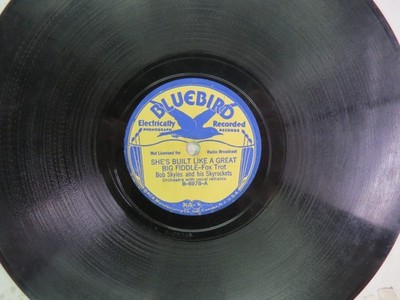 Bob Skyles & Skyrockets - BLUEBIRD B-979 - She's Built Like a Great Big Fiddle