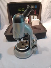 EDU SCIENCE MICROSCOPE SET 400X 100X 40X w/ BLACK ZIPPER CARRY CASE - NICE GIFT