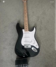 Squier Affinity Series Stratocaster 6-String Electric Guitar - Black...