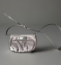 MARC BY MARC JACOBS Crossbody Classic Q Metallic Gray Pewter Silver Bag Zipper