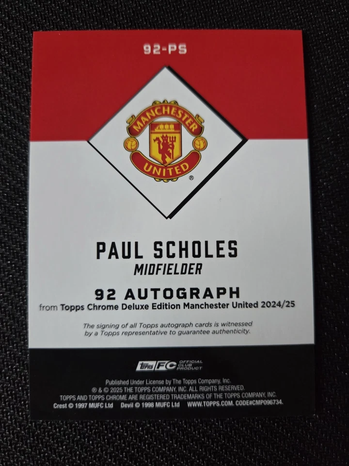 Paul Scholes 2024-25 Topps Chrome Deluxe Edition Football Autograph Card /92 - Image 3 of 3