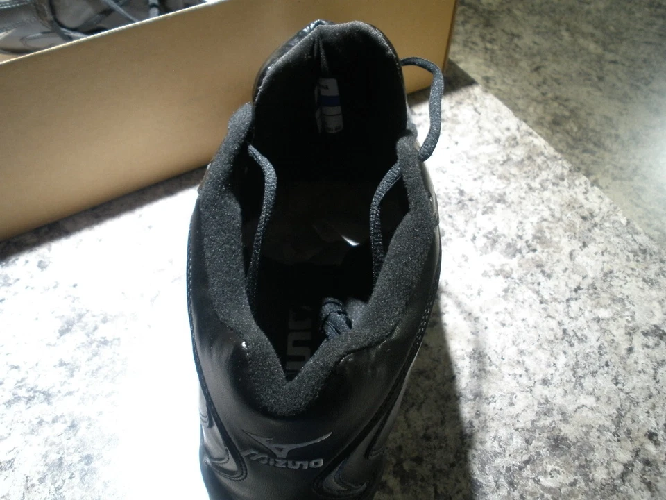 Chuteiras de beisebol MIZUNO 9 SPIKE VINTAGE PRO TAMANHO MÉDIO 12 PRETO E PRATA - Imagem 4 de 4