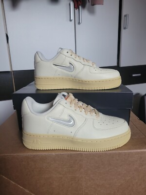 Womens Nike Air Force 1 07 LX Weiß Coconut Milk Größe 35,5 Sneaker Freizeit
