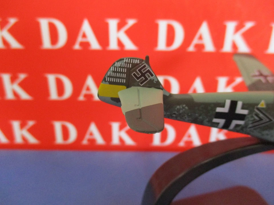 Die cast 1/72 Set Modellini Aerei Messerschmitt Bf 109E-4 + Spitfire 1940 - Immagine 4 di 4