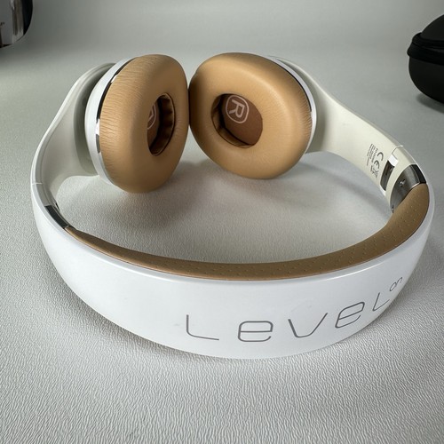 EUC Samsung Level On kabelgebundene Kopfhörer + Hülle EO-OG900 Over Ear voller Dynamikbereich - Bild 7 von 9