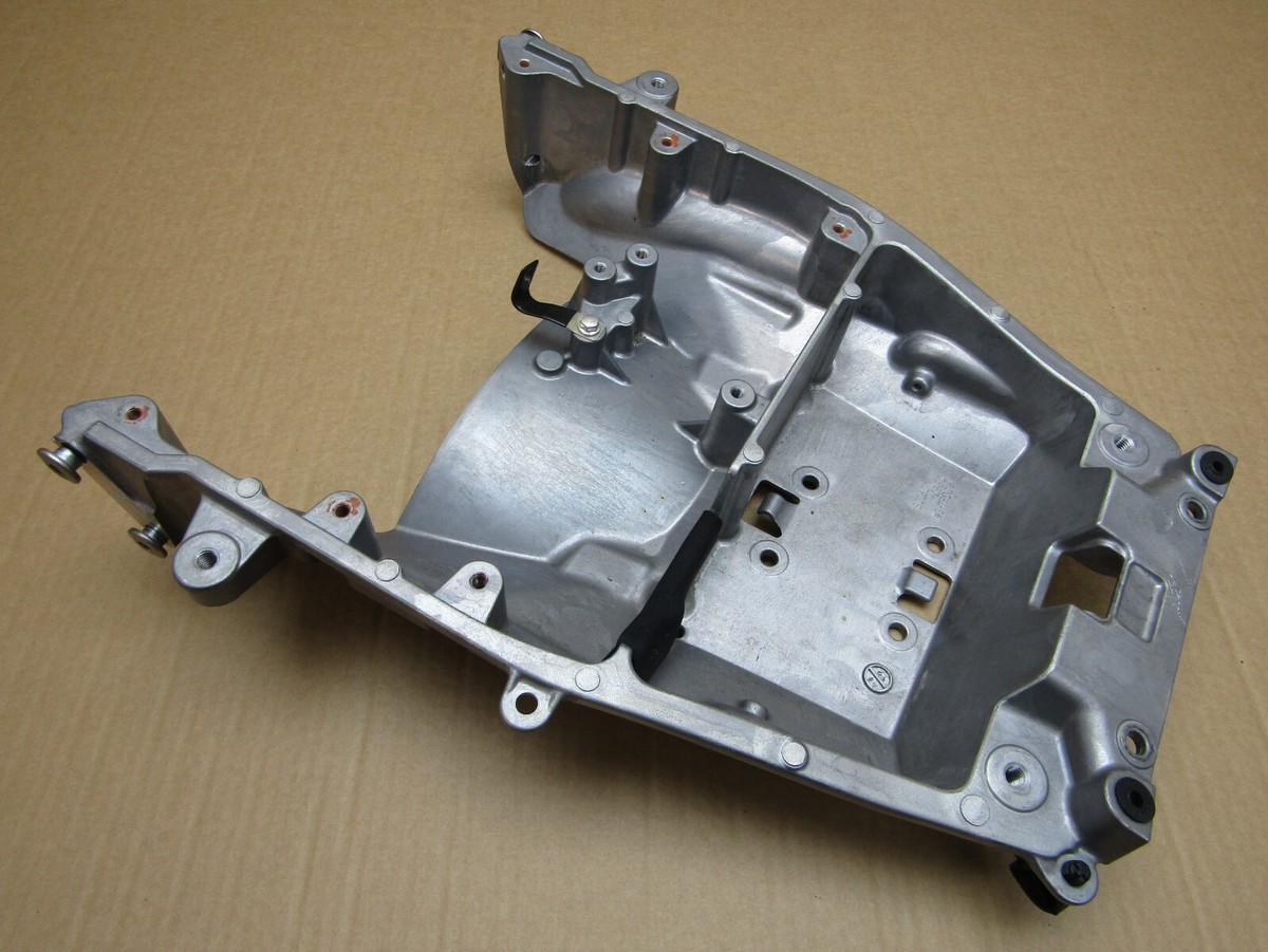 Kawasaki Ninja H2 ZX1002 SX 2018 5,333 miles rear subframe section