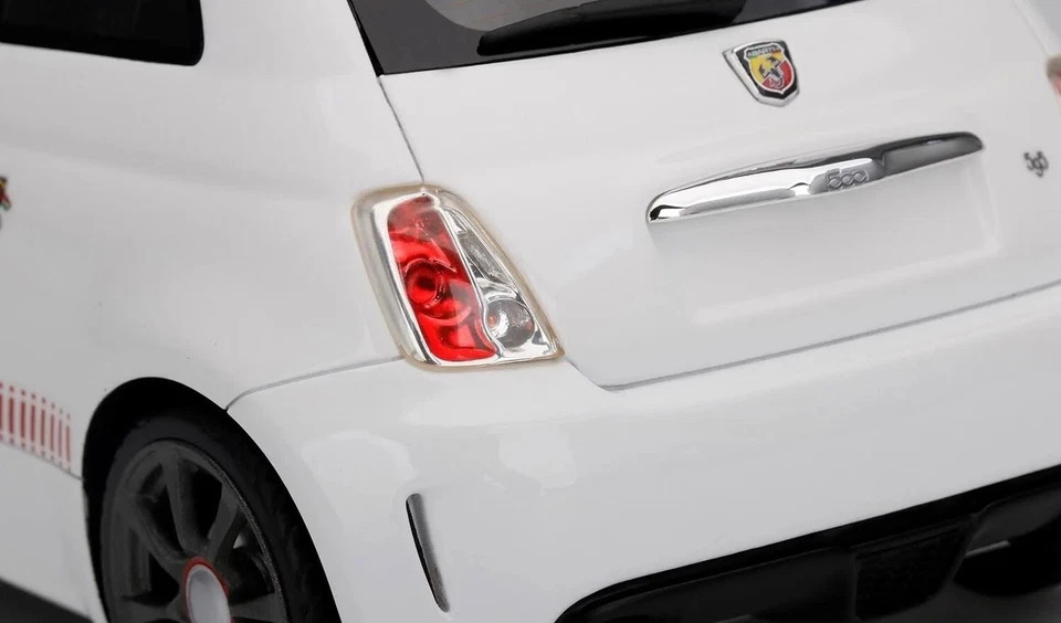 1:18 Top Speed Abarth 595 Gara White/Red TS0397 New - Image 4 of 4