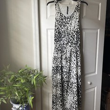 Sleeveless Maxi Black  White Animal Print Partially Lined Stretchy Size L