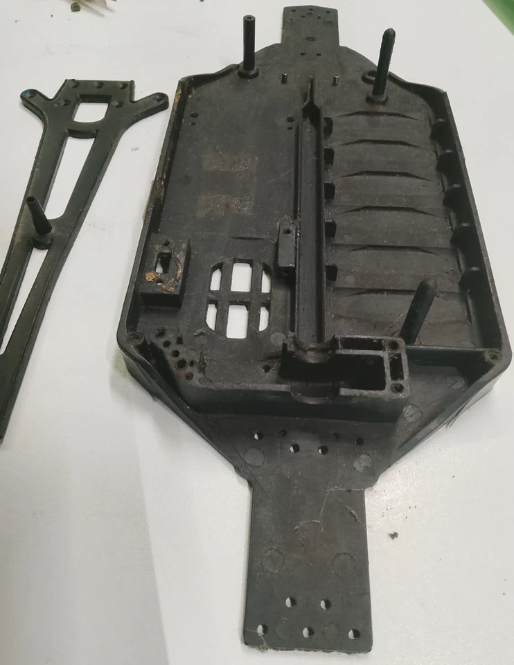 Chassis pour Buggy CARSON 1.10 - Photo 2/4