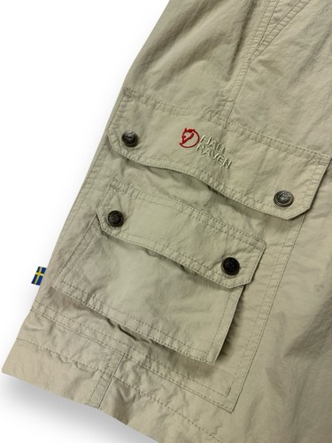 Vintage Fjallraven Multipocket Cargo Shorts Men’s Size M Hiking Outdoor - Picture 2 of 14