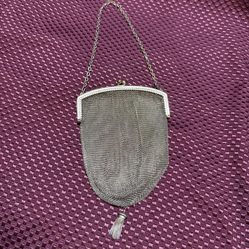 Bonita cartera vintage alemana de plata victoriana de malla Chatelaine 1890-1920 tono dorado Foto 3 de 4