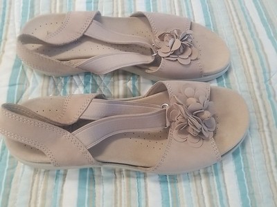 Hotter Comfort  Sandals US 7.5  Tan  Strappy Slingback Flower