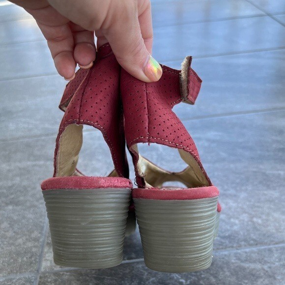 fly london yala wedge