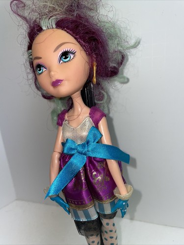 Ever After High 10 Zoll Madeline Hutmacher Maddie Puppe #1 - Bild 2 von 11