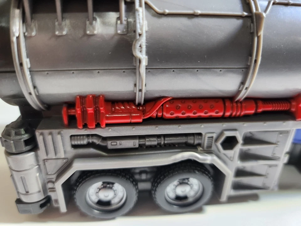 Transformers Legacy G2 Laser Optimus Prime Autobot Action Figure NO BOX - Immagine 4 di 4