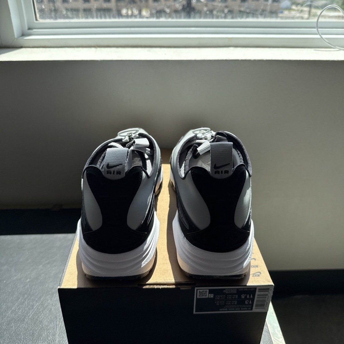Size 13w/11.5Men’s - Nike Air Sunder Max Silver Reflective W — product photo 5 of 10