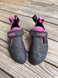 Butora Gomi Climbing Shoes pink narrow hook and loop closure US Size 10 Medium