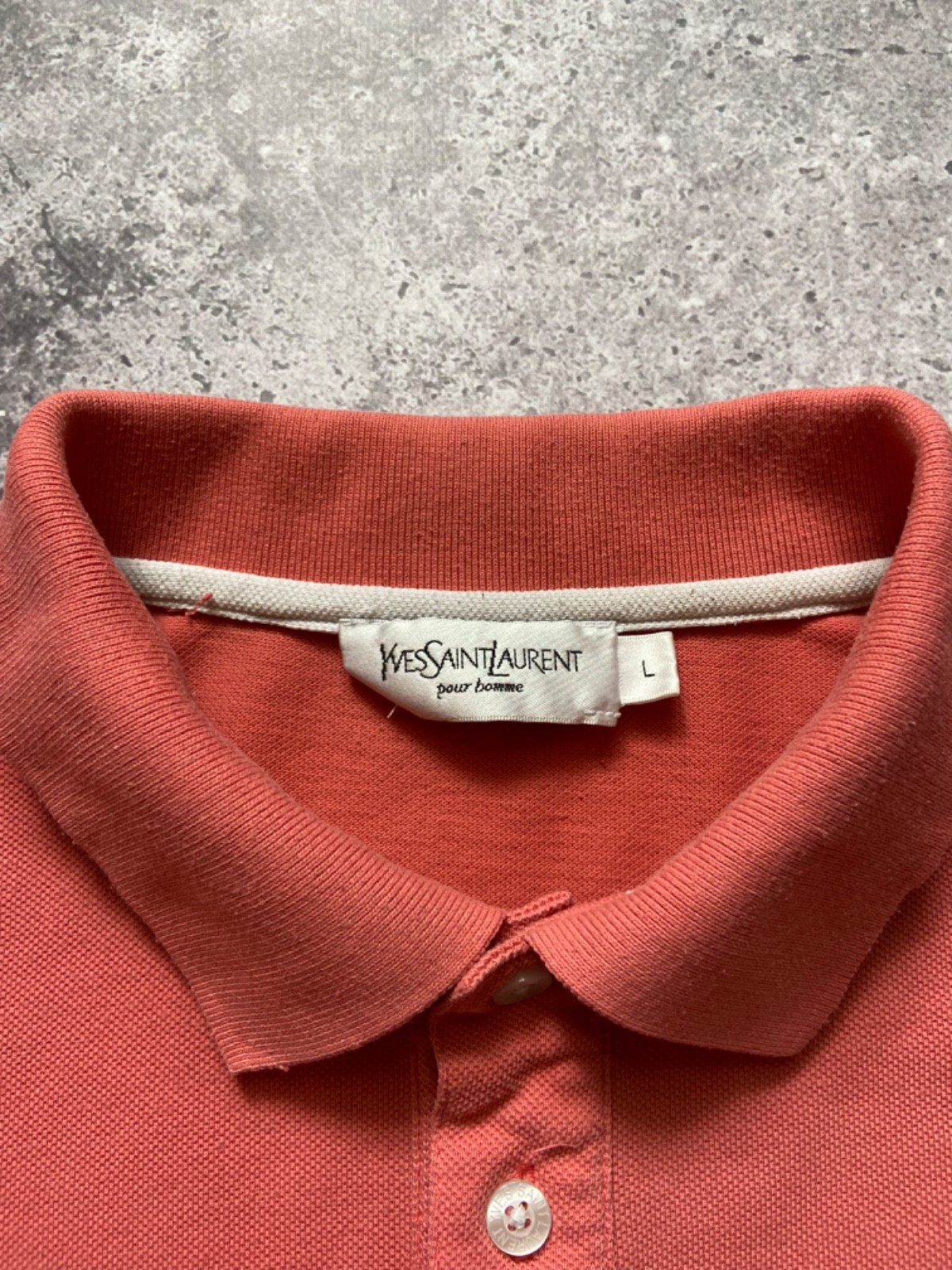 Polo rosa vintage anni 90 Yves Saint Laurent YSL piccolo logo taglia L