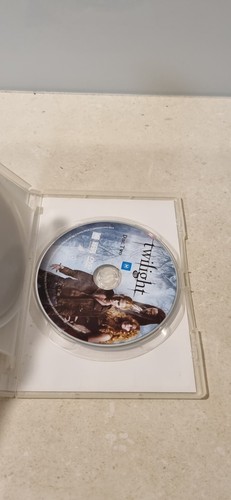 Twilight DVD 2009 M PAL Region 4 2-Disc Special Edition - Picture 4 of 5