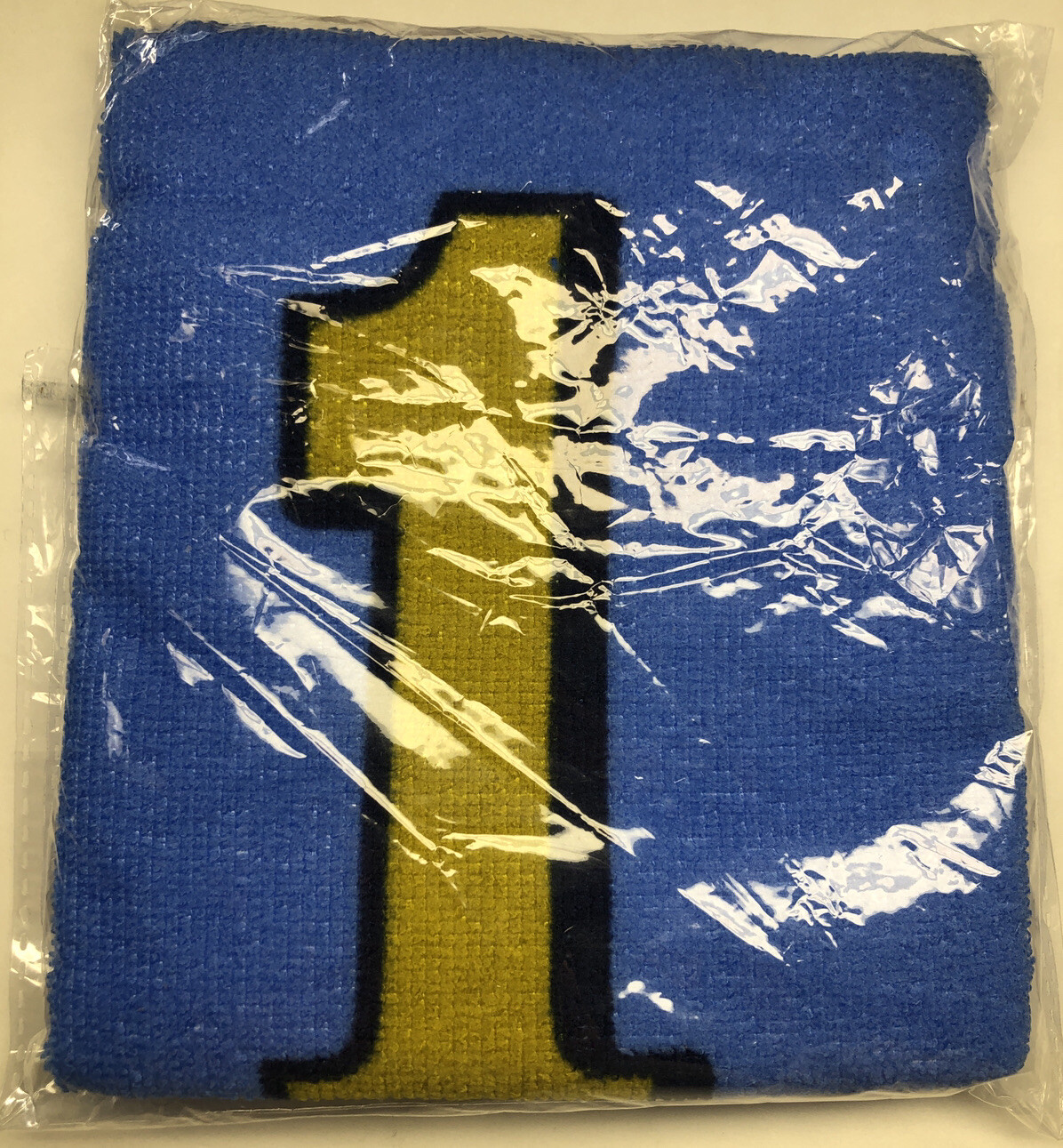 New! Packaged UCLA Bruins Spirit Rally Golf Towel Fan Gear Rose Bowl Los Angeles
