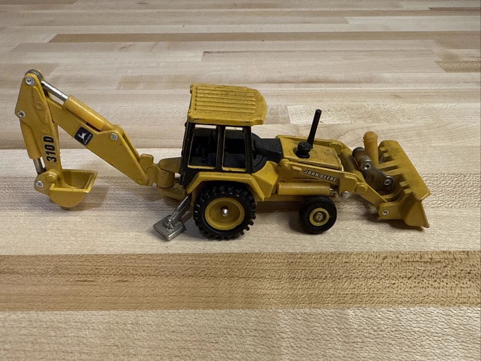 Vintage Ertl John Deere 310D 1/64 Diecast Backhoe Loader - Image 3 of 4