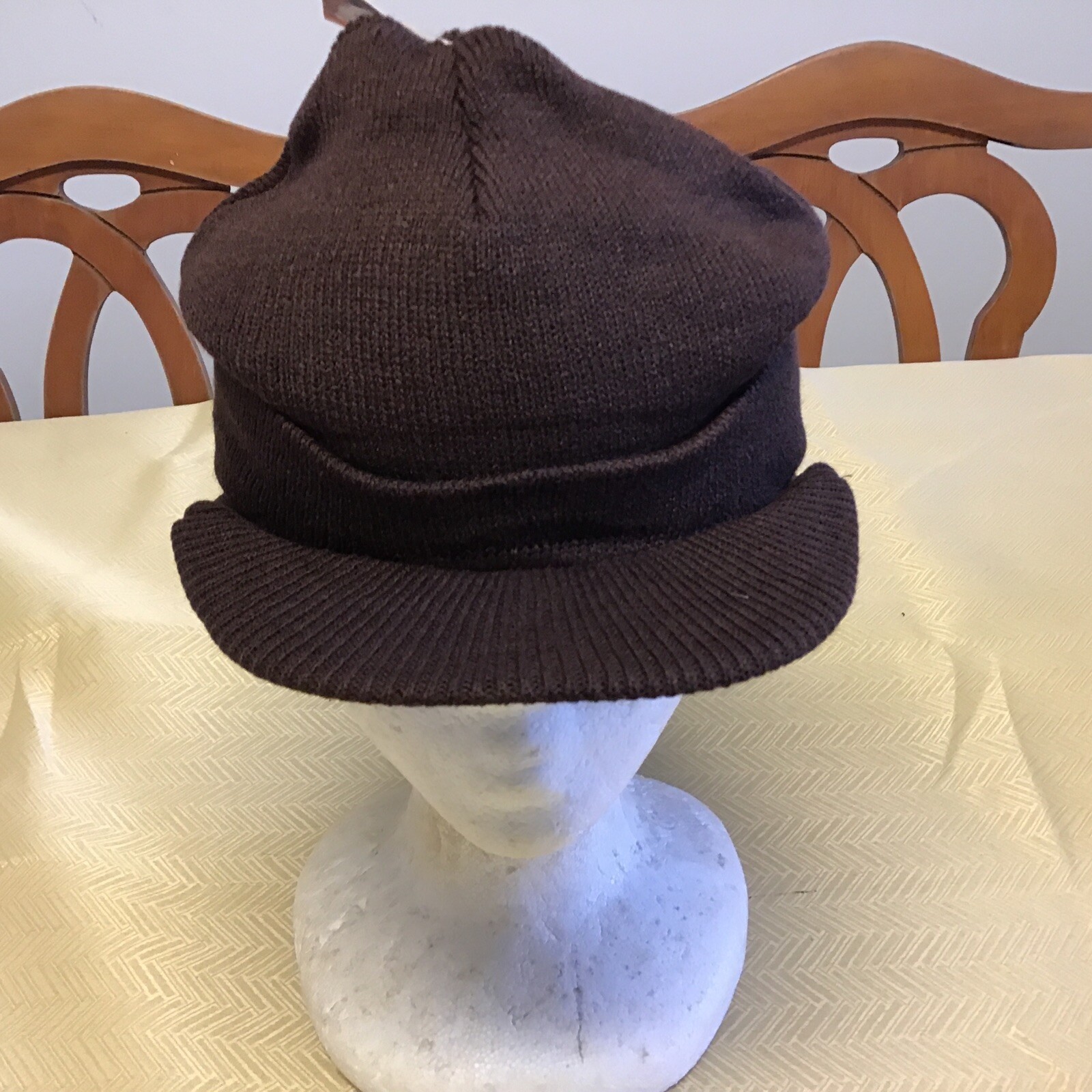 Cozy Knit Beanie for Men and Women-image