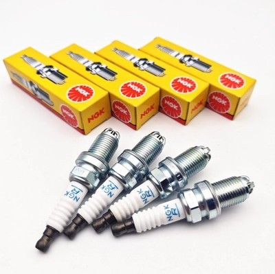 4x NGK Zündkerzen BKUR6ET-10 2397 Für VW Golf Passat Polo Audi A3 A4 A6 Seat