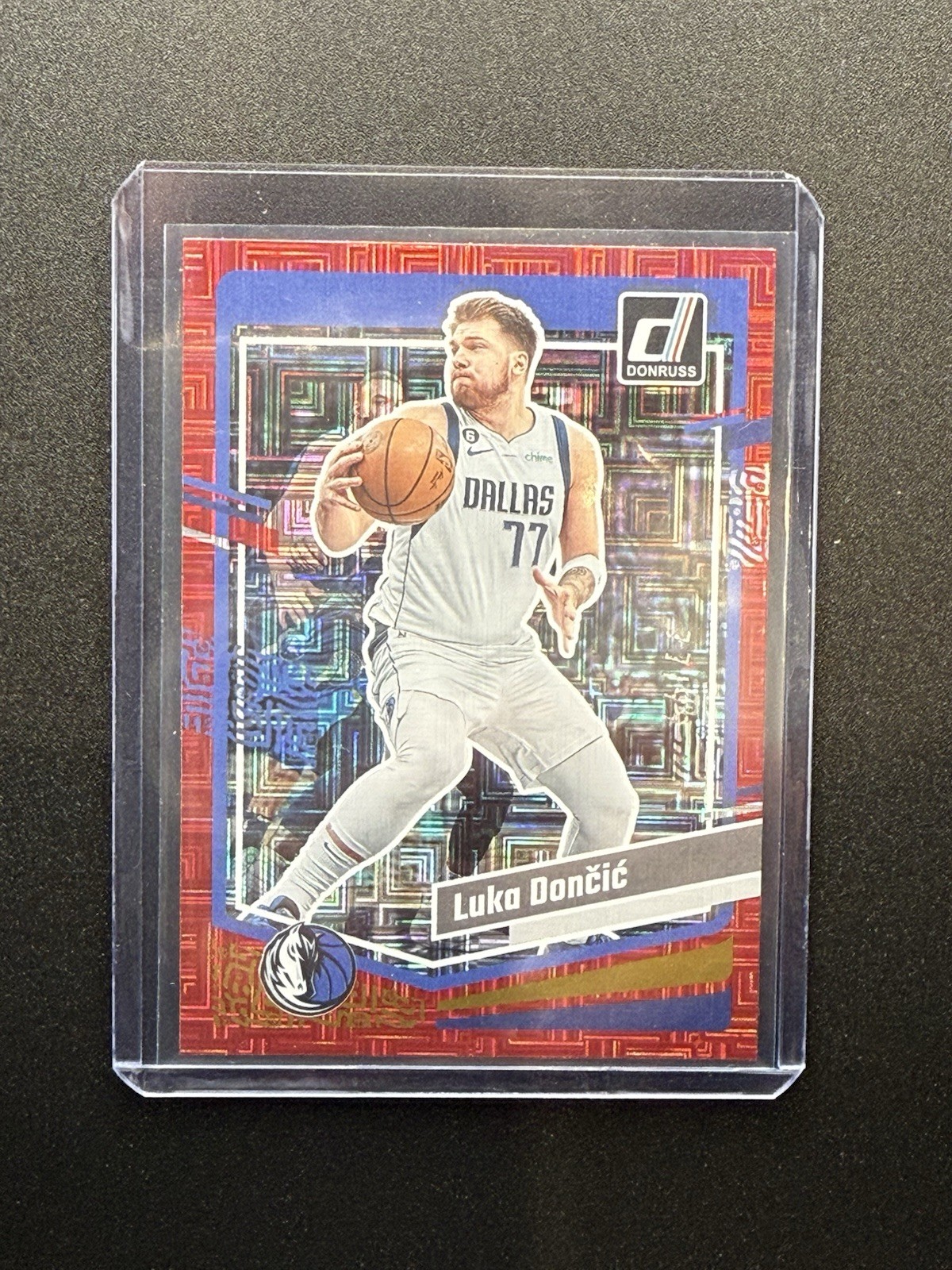 2023-24 Panini Donruss - Luka Doncic #141 Choice Red /99 GEM