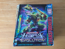 Transformers Legacy Evolution Prime Universe Skyquake Action Figure Hasbro F7216