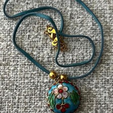 Chinese Cloisonné Disc Pendant Necklace