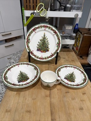 VTG 4 Piece Set Christopher Radko Holiday Traditions Lot Of Christmas Dishes *
