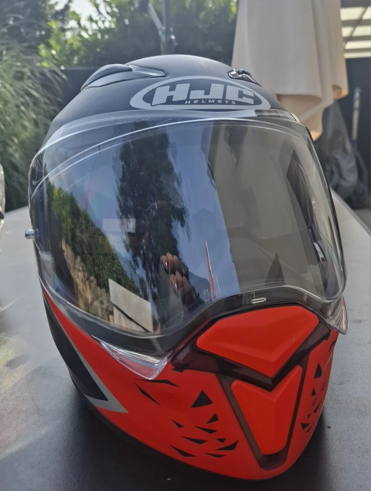 HJC F70 Integralhelm Im Red Bull Design Gr. S. 4-5 . Ausfahrten  getragen.VHB - Bild 3 von 4