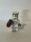 LEGO Star Wars Phase 2 Clone Trooper Minifigure With Visor Brand New