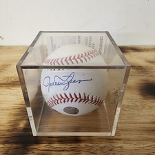 Rare Genuine Rollie Fingers Signed Baseball