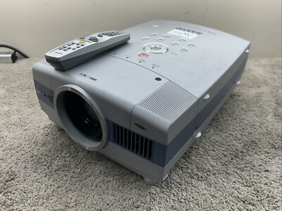 Sanyo PLC-XT16 Pro XTRAX Projector 1125 lamp hours ) 73123 | eBay