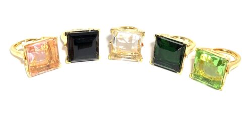 KENNETH JAY LANE, ROSE COLORED CRYSTAL SQUARE STATEMENT RING - Picture 2 of 9