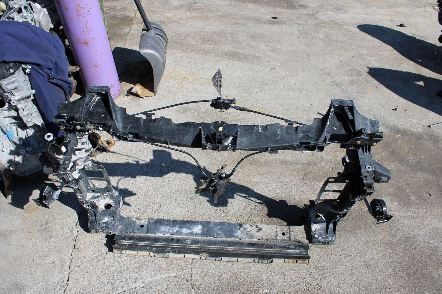 Radiator Support BENTLEY 18