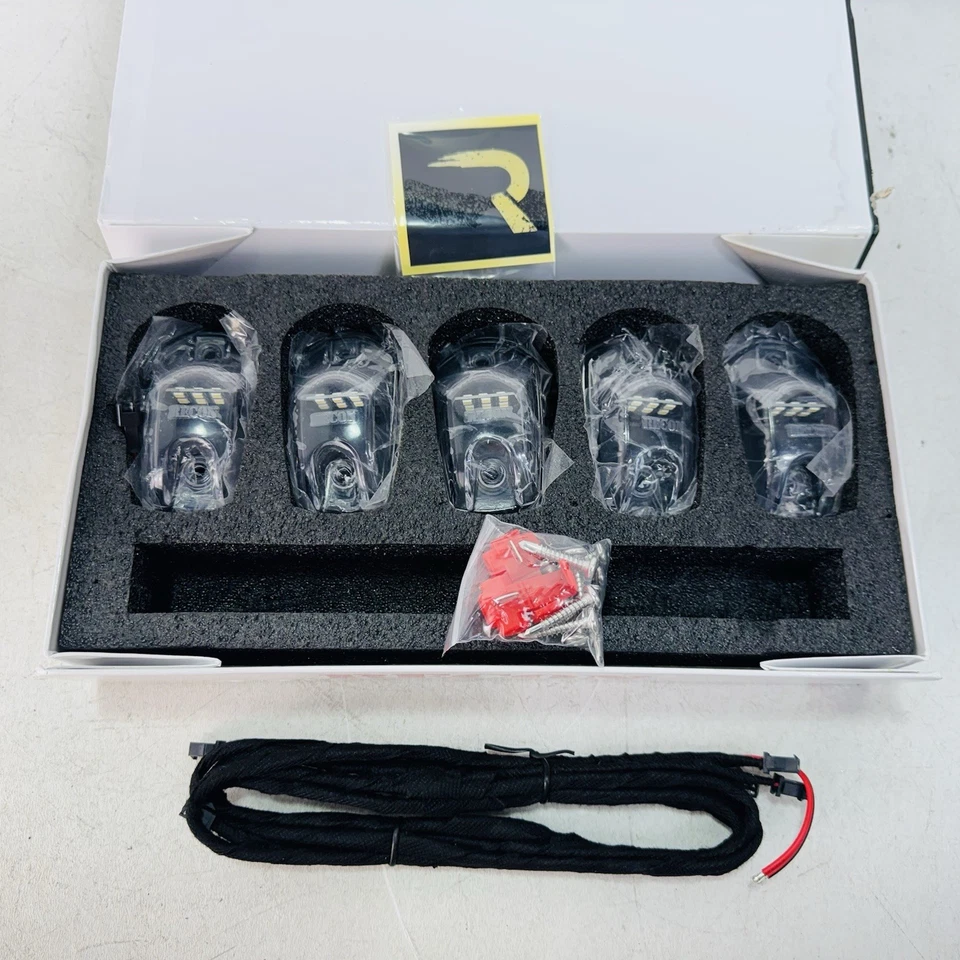 Recon Ford 17-20 Superduty Cab Lights (5 Piece Set) Amber Lens & LED's W/ Screws - Image 2 of 4