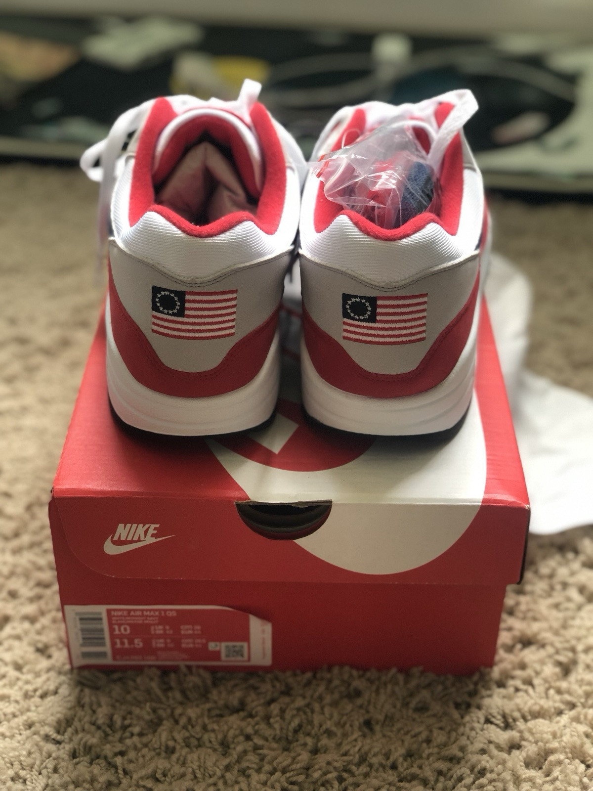 Nike Air Max 1 Betsy Ross USA size 10 CJ4283–100 DS New