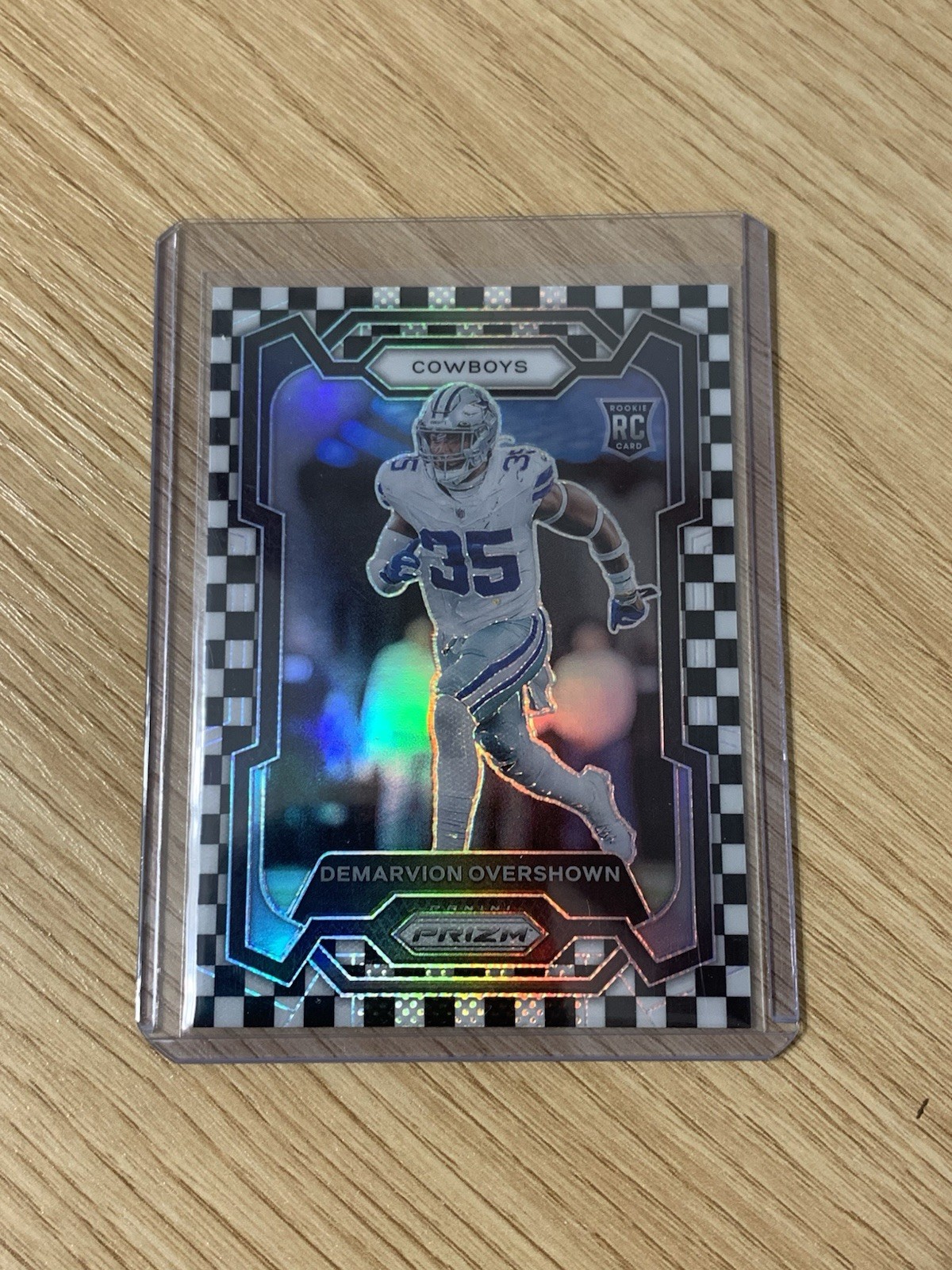 DeMarvion Overshown Panini Prizm #323 Base