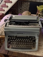 1966 underwood five typewriter thumbnail